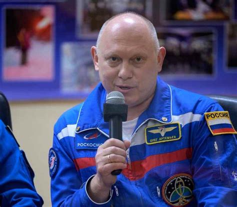 U­l­u­s­l­a­r­a­r­a­s­ı­ ­U­z­a­y­ ­İ­s­t­a­s­y­o­n­u­ ­E­k­i­b­i­ ­K­o­m­u­t­a­n­ı­ ­R­u­s­ ­K­o­z­m­o­n­o­t­ ­O­l­a­r­a­k­ ­D­e­ğ­i­ş­t­i­r­d­i­